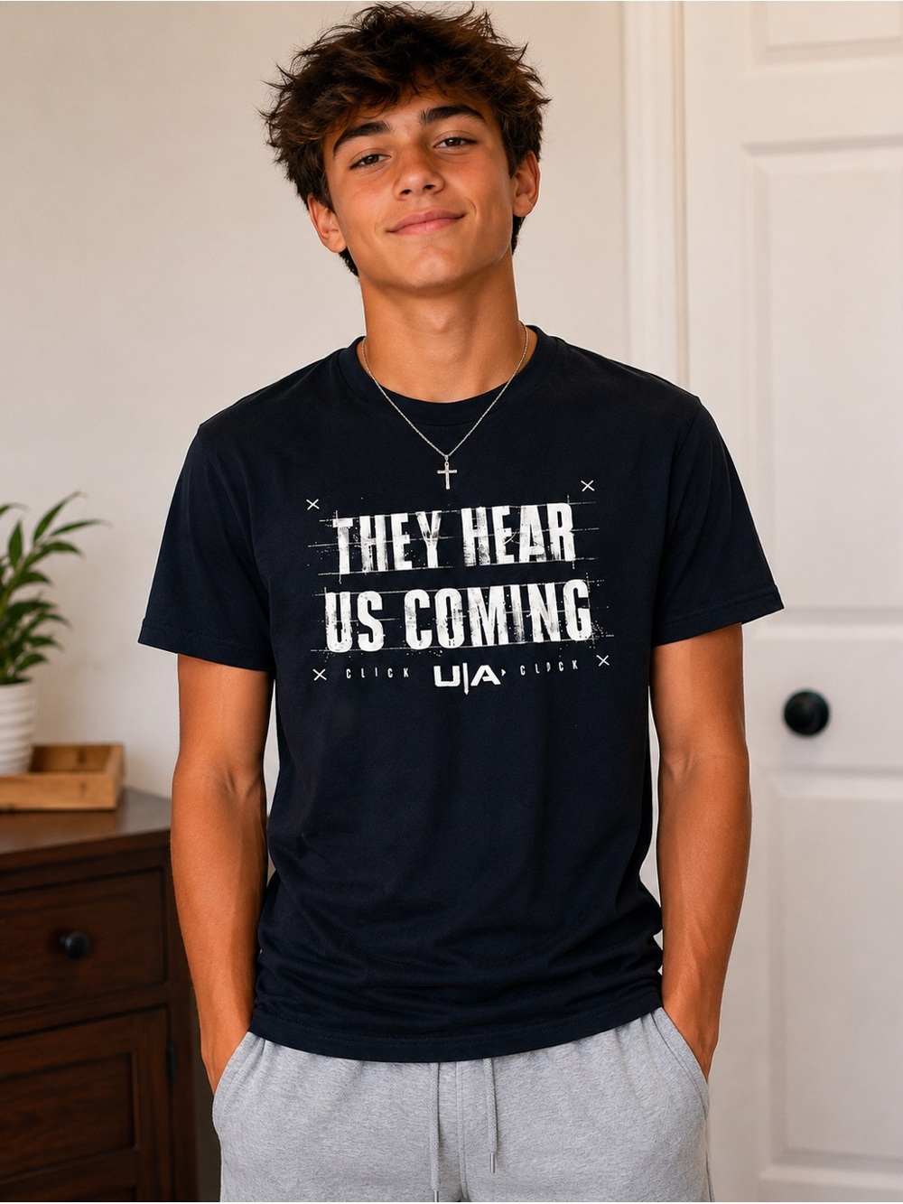 Under Armour YXL shirt